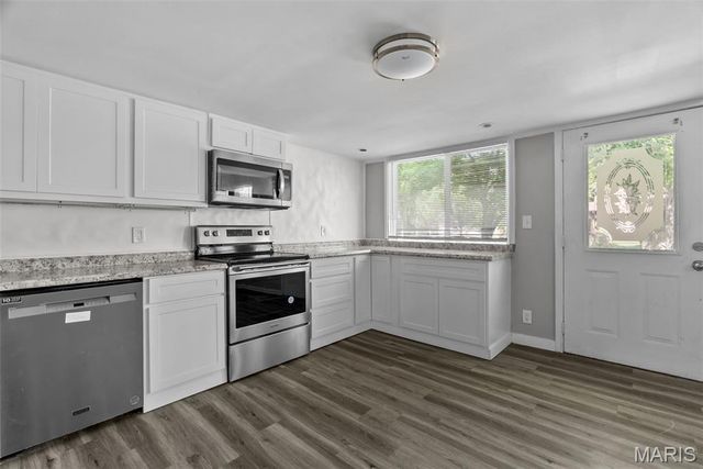 2826 Dawnview Drive, Florissant, MO 63031