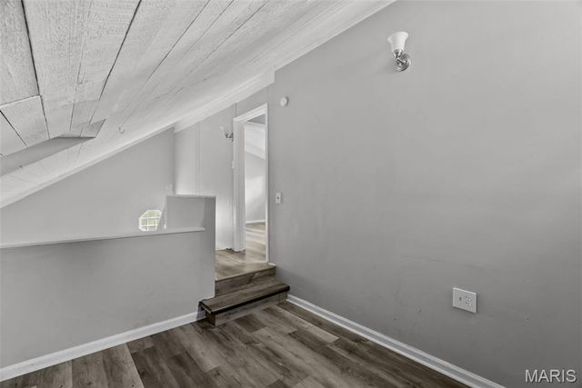 2826 Dawnview Drive, Florissant, MO 63031