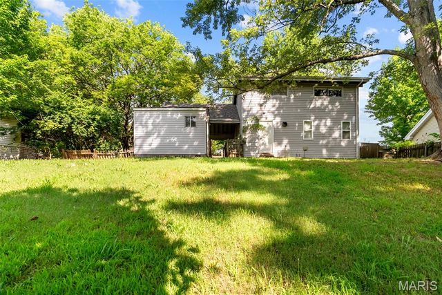 2826 Dawnview Drive, Florissant, MO 63031