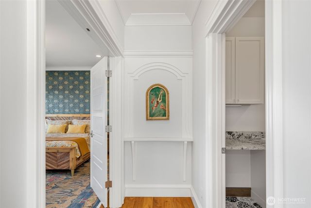 3723 41st Avenue SW, Seattle, WA 98116