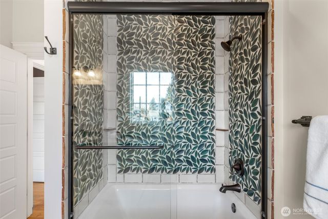 3723 41st Avenue SW, Seattle, WA 98116