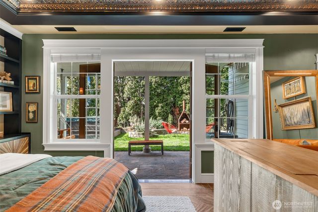 3723 41st Avenue SW, Seattle, WA 98116