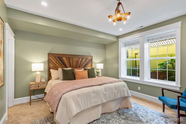 3723 41st Avenue SW, Seattle, WA 98116