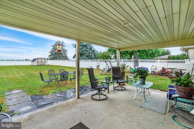 1460 CANAL ROAD EXT, Manchester, PA 17345