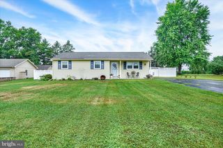 1460 CANAL ROAD EXT, Manchester, PA 17345