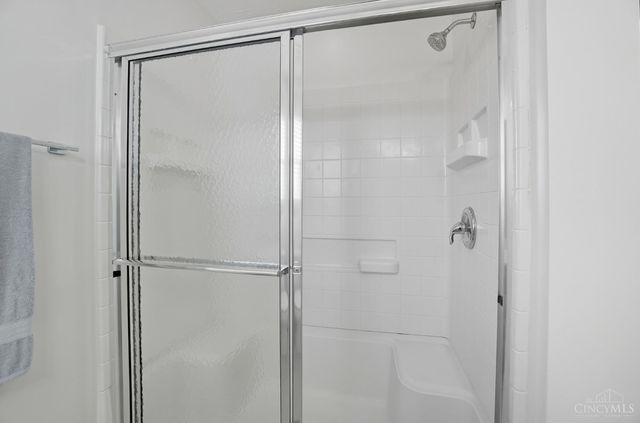 8024 Seabury Court, West Chester, OH 45069