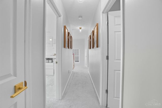 8024 Seabury Court, West Chester, OH 45069