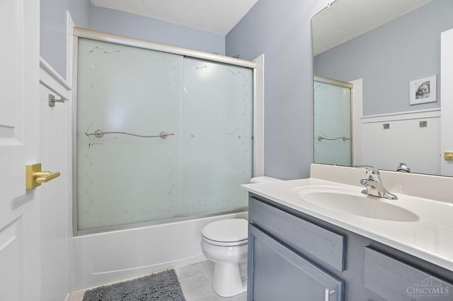 8024 Seabury Court, West Chester, OH 45069