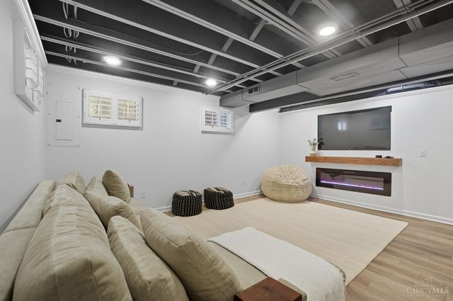 8024 Seabury Court, West Chester, OH 45069