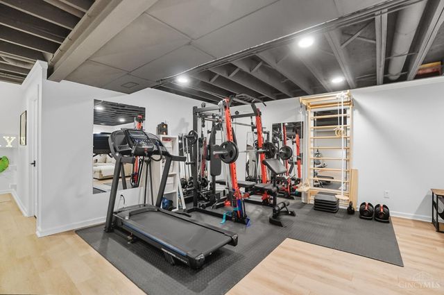 8024 Seabury Court, West Chester, OH 45069