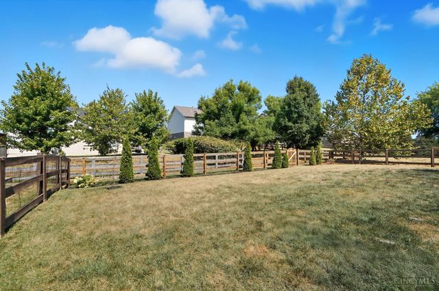 8024 Seabury Court, West Chester, OH 45069