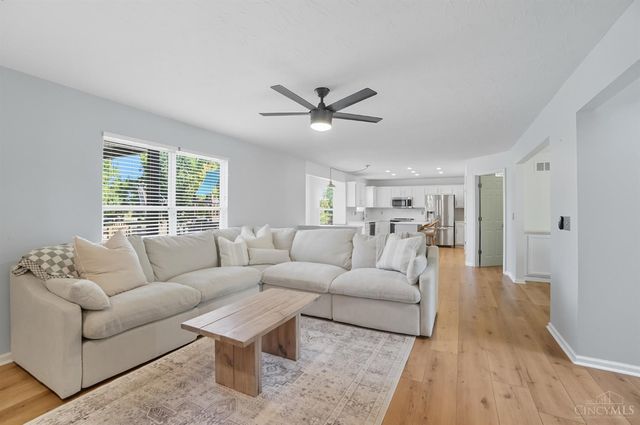 8024 Seabury Court, West Chester, OH 45069