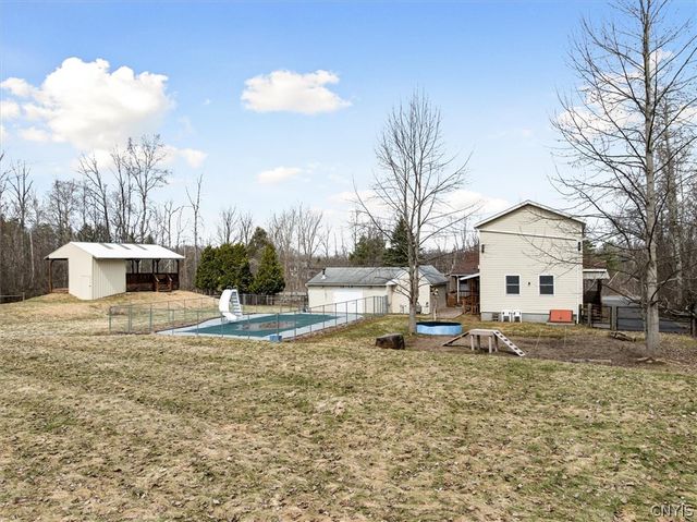 6126 Lowell Road, Westmoreland, NY 13440