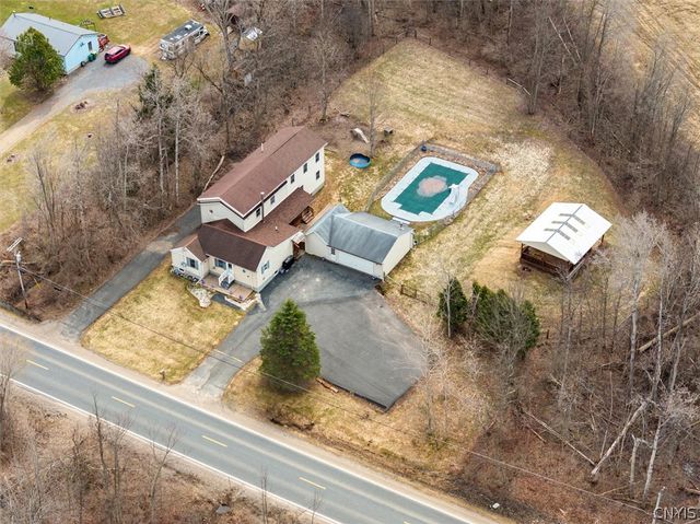 6126 Lowell Road, Westmoreland, NY 13440