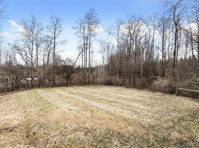 6126 Lowell Road, Westmoreland, NY 13440