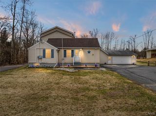 6126 Lowell Road, Westmoreland, NY 13440