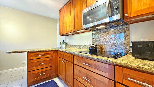 1459 Pele Street 203, Honolulu, HI 96813