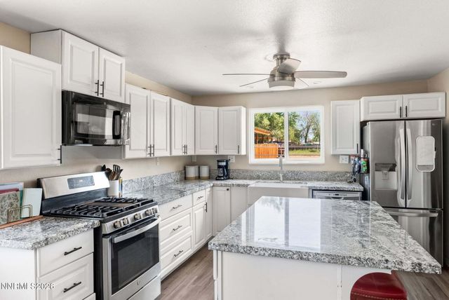 2639 Vicky Lane, Minden, NV 89423