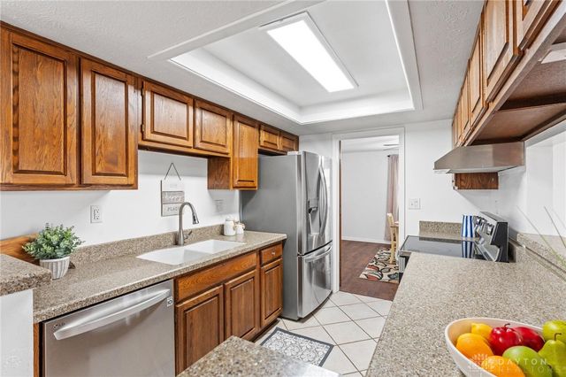 1130 Stillcreek Drive, Washington Twp, OH 45458