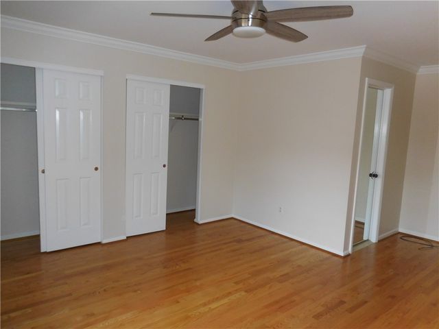 11 Huxley Way, Perinton, NY 14450