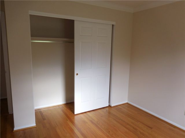 11 Huxley Way, Perinton, NY 14450