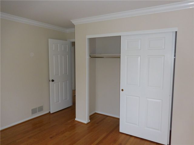 11 Huxley Way, Perinton, NY 14450