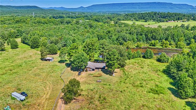 10972 Cowger Lane B, Dardanelle, AR 72834