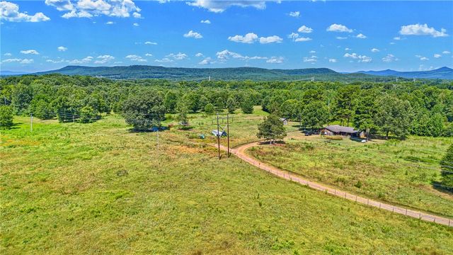 10972 Cowger Lane B, Dardanelle, AR 72834