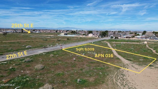 27th Ste Vic Ave R10, Palmdale, CA 93550