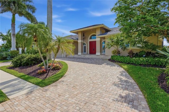 1741 Wavecrest CT, Marco Island, FL 34145
