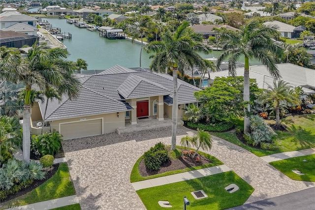 1741 Wavecrest CT, Marco Island, FL 34145