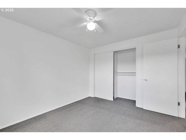 1774 SUNSET Ave, West Linn, OR 97068