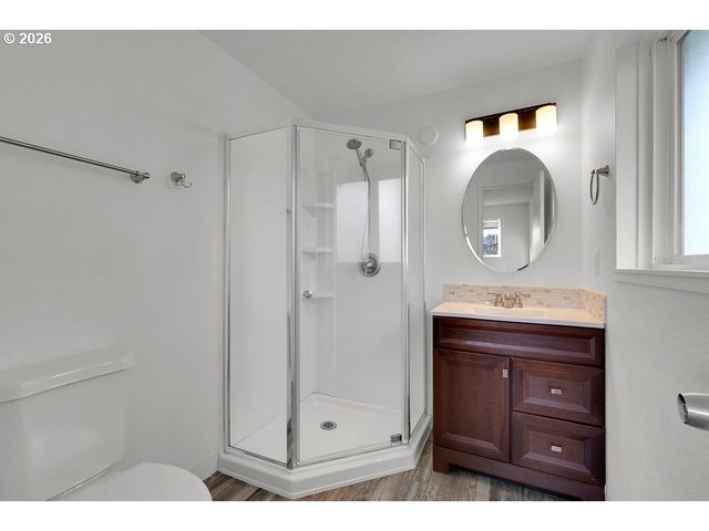 1774 SUNSET Ave, West Linn, OR 97068