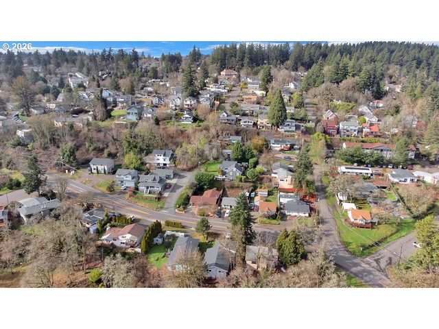 1774 SUNSET Ave, West Linn, OR 97068