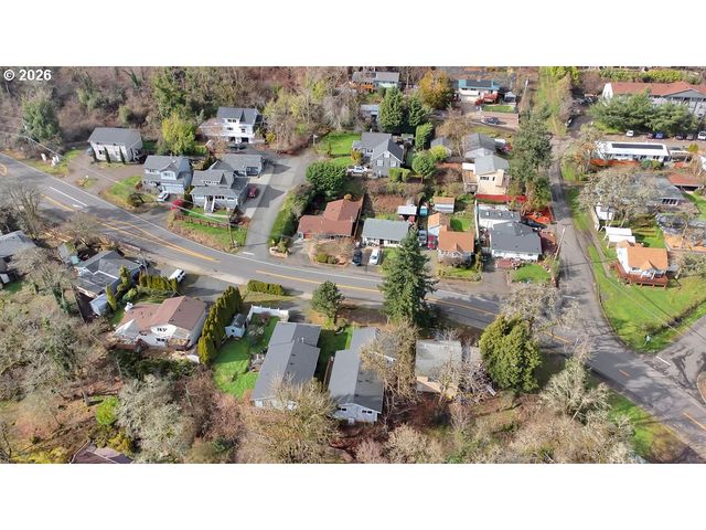 1774 SUNSET Ave, West Linn, OR 97068