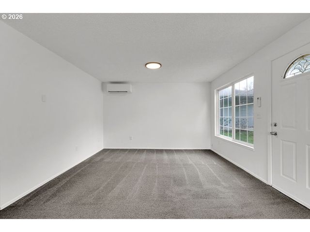 1774 SUNSET Ave, West Linn, OR 97068