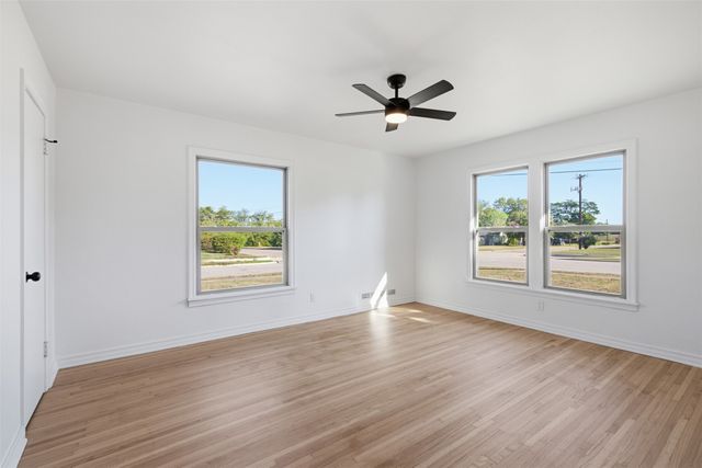 2266 Sutter Street, Dallas, TX 75216