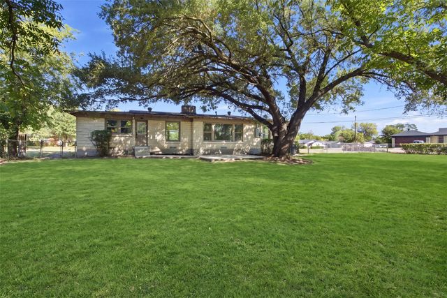 2266 Sutter Street, Dallas, TX 75216