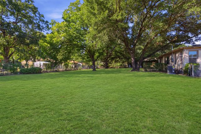 2266 Sutter Street, Dallas, TX 75216