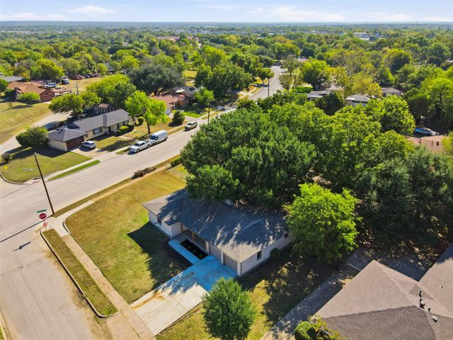 2266 Sutter Street, Dallas, TX 75216