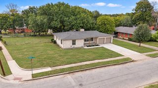 2266 Sutter Street, Dallas, TX 75216