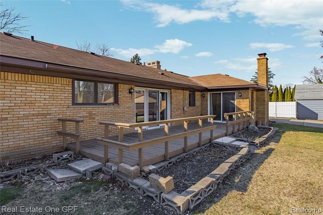 24840 E Taft Road, Novi, MI 48375