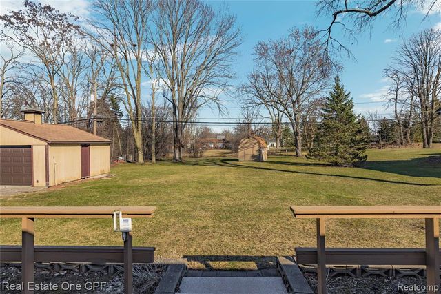 24840 E Taft Road, Novi, MI 48375