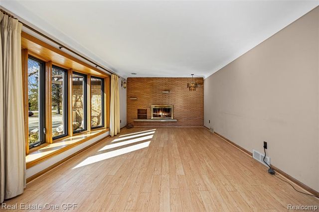 24840 E Taft Road, Novi, MI 48375