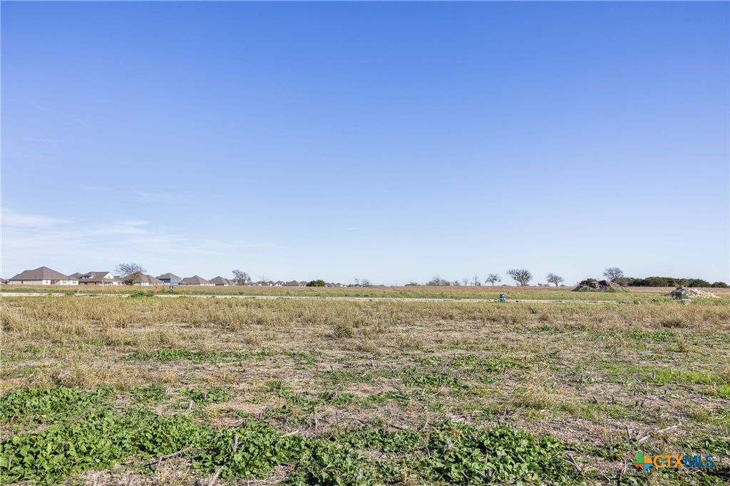 Image 16 of property listing at 15193 Plainview Drive, Salado, TX 76571