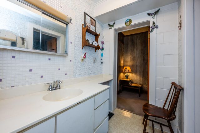 7081 W US 12 Highway, Three Oaks Twp, MI 49128