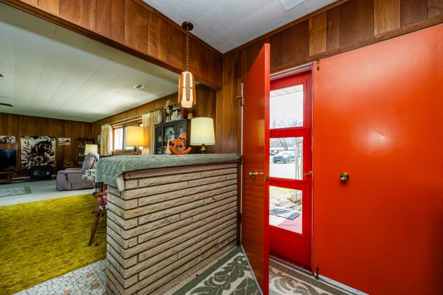 7081 W US 12 Highway, Three Oaks Twp, MI 49128