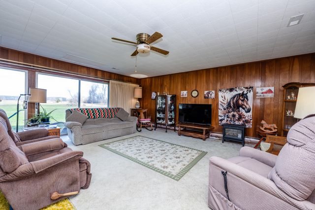 7081 W US 12 Highway, Three Oaks Twp, MI 49128