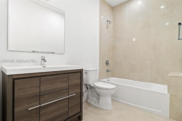 4130 N Oak Pl 4130, Dania Beach, FL 33314