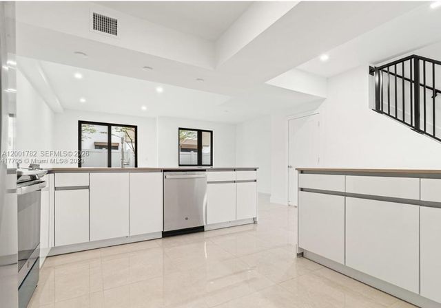 4130 N Oak Pl 4130, Dania Beach, FL 33314